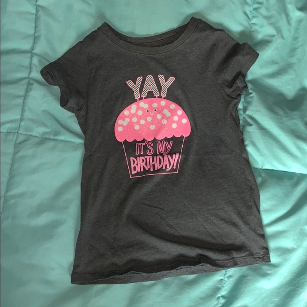 🐱 Cat & Jack “Yay it’s my birthday” shirt 🧁